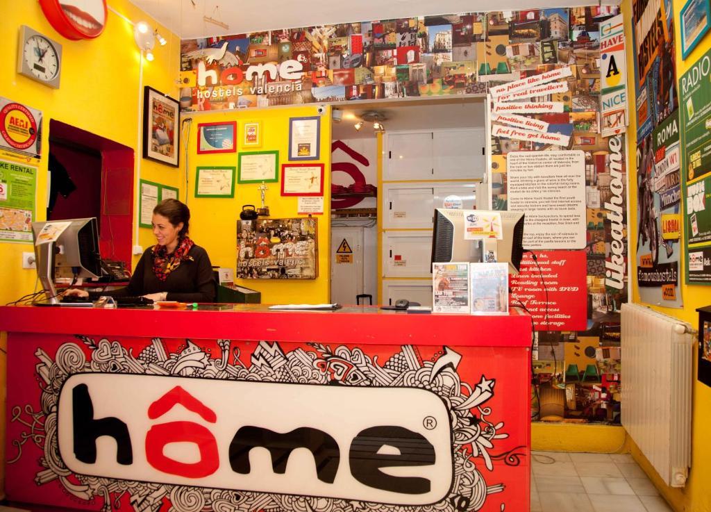 Feetup Home Backpackers Valencia Exterior photo