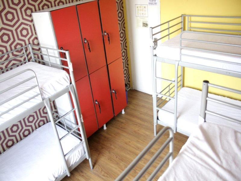 Feetup Home Backpackers Valencia Exterior photo